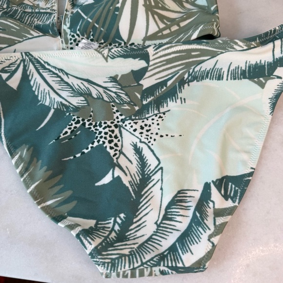 Aerie Palm Keyhole Bikini with Gold Straps Set - Picture 6 of 11